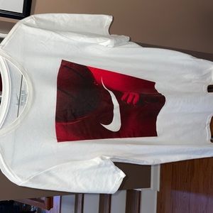 Nike tee